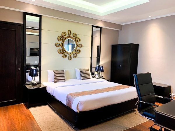 FAMILY SUITE 3